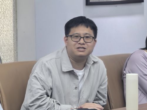 6 刘海军老师发言.jpg